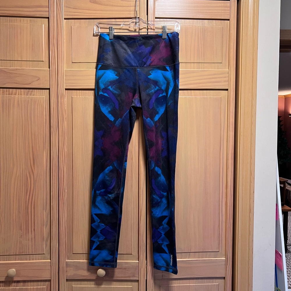 Reebok small exercise pants